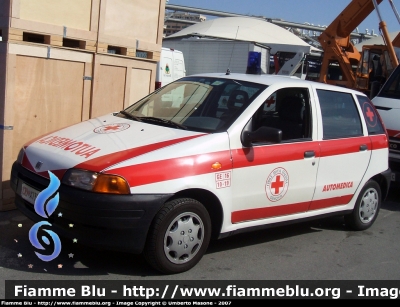 Fiat Punto I serie
Croce Rossa Italiana
Comitato Provinciale di Genova
CRI A1306
Parole chiave: Fiat Punto_Iserie 118_Genova Automedica CRIA1306