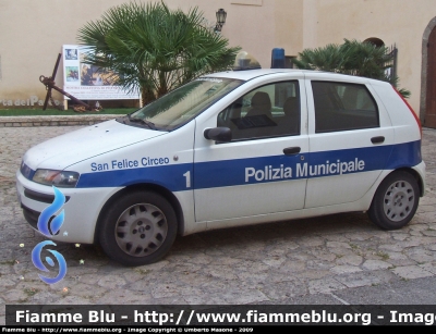 Fiat Punto II serie
Polizia Municipale San Felice Circeo
Parole chiave: Fiat Punto_IIserie PM_San_Felice_Circeo