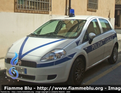 Fiat Grande Punto
Polizia Municipale Terracina
Parole chiave: Fiat Grande_Punto PM_Terracina