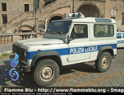 Land Rover Defender 90
Polizia Locale Tarquinia
Parole chiave: Land-Rover Defender_90 PL_Tarquinia