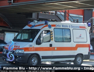 Fiat Ducato III serie
Aeroporto di Genova
Parole chiave: Fiat Ducato_IIIserie Ambulanza