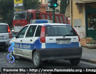 Fiat Punto I serie
Polizia Municipale San Bartolomeo al Mare
Parole chiave: Fiat Punto_Iserie PM_San_Bartolomeo_al_Mare