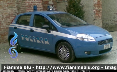 Fiat Grande Punto
Polizia di Stato
Autovettura di Servizio
POLIZIA F7253
Parole chiave: Fiat_Grande_Punto_Polizia