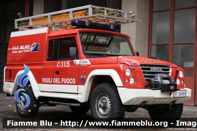 Iveco Massif pick up
Vigili del Fuoco
Comando Provinciale di Milano
Nucleo Speleo Alpino Fluviale
VF 26063
Parole chiave: Iveco Massif_pick-up VF26063