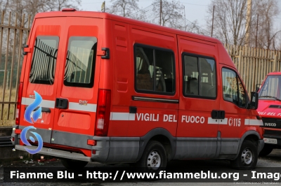 Iveco Daily III serie
Vigili del Fuoco
Comando Provinciale di Torino
VF 23380
Parole chiave: Iveco Daily_IIIserie VF23380