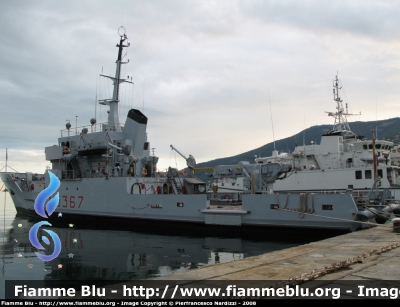 Nave A 5367 "Tavolara"
Marina Militare Italiana
Nave servizio fari
Classe Ponza
Parole chiave: Festa_forze_armate_2008