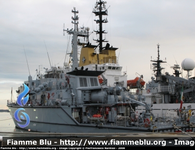 Nave M 5560 "Chioggia"
Marina Militare Italiana
Parole chiave: Nave_M5560_Chioggia_Marina_Militare_festa_forze_armate