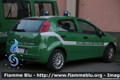 Fiat Grande Punto
Corpo Forestale dello Stato
CFS 484 AF
Parole chiave: Fiat Grande_Punto CFS484AF