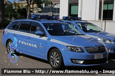 Skoda Octavia Wagon IV serie
Polizia di Stato
Polizia Stradale in servizio sulla rete autostradale di Autostrade per l'Italia (A14 Bologna - Taranto)
POLIZIA H8189
Parole chiave: Skoda Octavia_Wagon_IVserie POLIZI H8189