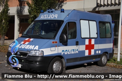 Fiat Ducato III serie
Polizia di Stato
I Reparto Mobile di Roma
Ambulanza allestita Bollanti
POLIZIA F4075
Parole chiave: Fiat Ducato_IIIserie Ambulanza POLIZIAF4075