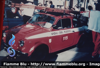 Fiat 500
Vigili del Fuoco
© Distaccamento di Casoli (CH)
Parole chiave: Fiat 500
