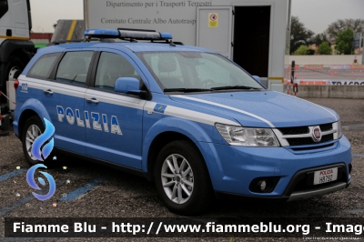 Fiat Freemont
Polizia di Stato
Polizia Stradale
In esposizione al Transpotec-Logitec 2015
POLIZIA H8792
Parole chiave: Fiat Freemont POLIZIAH8792