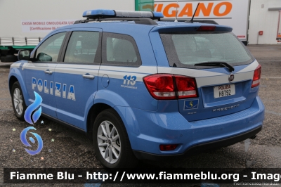 Fiat Freemont
Polizia di Stato
Polizia Stradale
In esposizione al Transpotec-Logitec 2015
POLIZIA H8792
Parole chiave: Fiat Freemont POLIZIAH8792