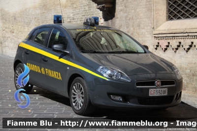 Fiat Nuova Bravo 
Guardia di Finanza
GdiF 592 BF
Parole chiave: Fiat Nuova_Bravo GdiF592BF