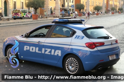 Alfa-Romeo Nuova Giulietta restyle
Polizia di Stato 
POLIZIA M1451
Parole chiave: Alfa-Romeo Nuova_Giulietta_restyle POLIZIAM1451