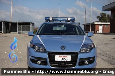 Renault Laguna Sportour III serie restyle
Polizia di Stato
Polizia Stradale in servizio sulla rete autostradale di Autostrade per l'Italia
POLIZIA H5650
Parole chiave: Renault Laguna_Sportour_IIIserie_restyle POLIZIAH5650