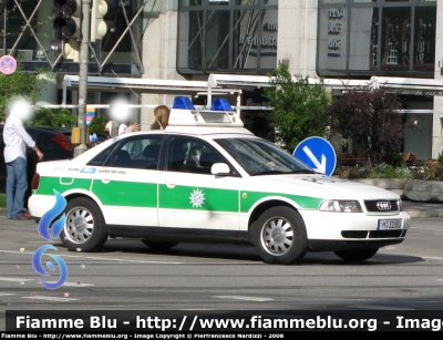 Audi A4 II serie 
Bundesrepublik Deutschland - Germania
Landespolizei 
Bayern - München 
Polizia territoriale della Baviera
- Monaco -


Parole chiave: Audi A4_IIserie landespolizei Bayern