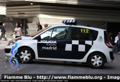 Renault Scenic II serie
España - Spagna
Policía Municipal
Madrid
Parole chiave: Renault Scenic_IIserie