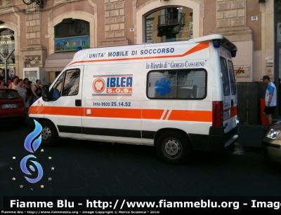 Fiat Ducato III Serie
Iblea S.o.s.
Unità Mobile di Soccorso
Parole chiave: Fiat Ducato_IIISerie Ambulanza Iblea_Sos