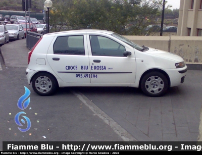 Fiat Punto II serie
Croce blu e rossa catania trasporto emodilizzati
Parole chiave: Fiat Punto_IIserie Croce_blu_e_rossa_Catania 118_Catania Automedica