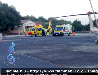 Elicottero eurocopter dauphin elilario - Inaer I - DAMS
Organizzazione di un Trasporto Protetto con Termoculla dall'Ospedale Papardo di Messina all'Ospedale Cannizzaro di Catania 
Parole chiave: Elicottero Agusta-Bell 118 Sicilia