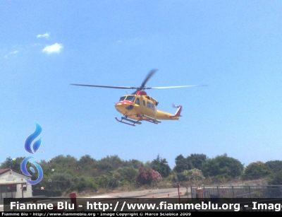 Elicottero 2  Agusta Bell AB412EP I - MECE
Elisoccorso SUES 118 Sicilia
In Fase di Atterragio Presso l'Ospedale Cannizzaro di Catania
Parole chiave: Elisoccorso_118_Sicilia