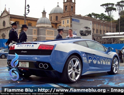 Lamborghini Gallardo II serie
Polizia di Stato
Polizia Stradale
POLIZIA H3376
Parole chiave: Lamborghini Gallardo_IIserie PoliziaH3376 Festa_della_Polizia_2010