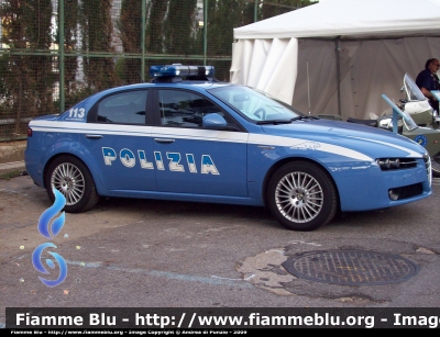 Alfa Romeo 159
Polizia di Stato
Squadra Volante
Esemplare con 3 Antenne
POLIZIA F4341
Parole chiave: Alfa-Romeo 159 PoliziaF4341