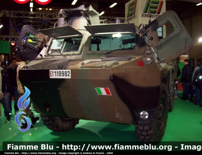 Renault Saviem VAB
Esercito Italiano
EI 119982
Parole chiave: Renault Saviem-vab_EI119982