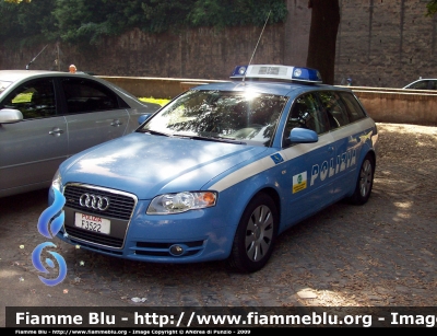 Audi A4 Avant IV Serie
Polizia di Stato
Polizia Autostradale "A22"
Polizia F3522
Parole chiave: Audi A4-Avant IVserie_poliziaF3522