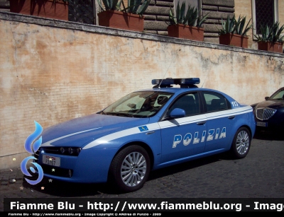 Alfa Romeo 159 Q4
Polizia Di Stato
Polizia Stradale
Scorte del Quirinale
POLIZIA F3767
Parole chiave: Alfa-Romeo 159 PoliziaF3767