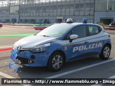 Renault Clio IV serie
Polizia di Stato
Polizia Ferroviaria
POLIZIA M0555
Parole chiave: Renault Clio_IVserie POLIZIAM0555