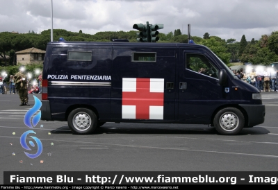 Fiat Ducato II Serie
Polizia Penitenziaria
Ambulanza Protetta (Blindata) per il Trasporto di Detenuti Infermi
POLIZIA PENITENZIARIA 137 AD
Parole chiave: Fiat_Ducato_II_Serie_Penitenziaria_ABZ