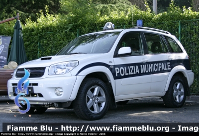 Toyota Rav4 II serie
Polizia Municipale Roma
Parole chiave: Toyota Rav4_IIserie PM_Roma