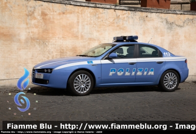 Alfa Romeo 159
Polizia di Stato
Polizia Stradale
Nucleo Scorte del Quirinale
POLIZIA F3767
Parole chiave: Alfa-Romeo 159 PoliziaF3767 Festa_della_Polizia_2009