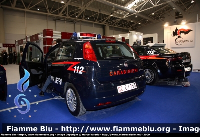 Fiat Grande Punto
Carabinieri
con sistema EVA
fotografata al Techfor - salone delle tecnologie per la sicurezza
CC CJ 733
Parole chiave: Fiat Grande_Punto CCCJ733