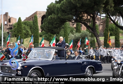 Lancia Flaminia
Presidenza della Repubblica Italiana
Parole chiave: Lancia Flaminia Festa_Della_Repubblica_2009