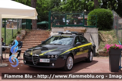 Alfa Romeo 159
Guardia di Finanza
GdiF 135 BH
Parole chiave: Alfa-Romeo 159 GdiF135BH