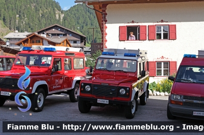 Land Rover Defender 110
Vigili del Fuoco
Unione Distrettuale di Bolzano
Corpo Volontario di Selva Gardena - Volkenstein (BZ)
VF 20A BZ
Parole chiave: Land-Rover Defender_110 VF20ABZ