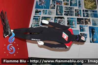 Muta subacquea
Guardia Costiera
Parole chiave: Salone_della_Giustizia_2011