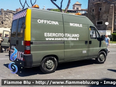 Fiat Ducato II serie
Esercito Italiano
Officina Mobile
EI AS 957
Parole chiave: Fiat Ducato_IIserie EIAS957 Festa_della_Repubblica_2017