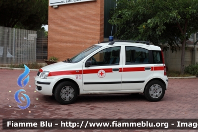 Fiat Nuova Panda I serie
Croce Rossa Italiana
Comitato Locale di San Vincenzo
Allestita Alea
CRI 592 AA
Parole chiave: Fiat Nuova_Panda_Iserie CRI592AA