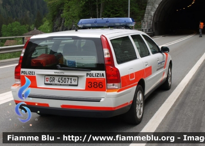 Volvo V70 I serie
Schweiz - Suisse - Svizra - Svizzera
Polizia Cantonale Grigioni
Parole chiave: Volvo V70_Iserie