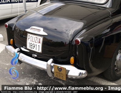 Alfa Romeo 1900
Polizia di Stato
automezzo storico – 1953
Polizia 18911

Parole chiave: veicoli_storici automezzi_storici Polizia Alfa_Romeo_1900 1953 livrea_nera Polizia18911