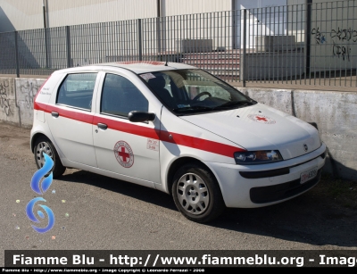 Fiat Punto II serie
Croce Rossa Italiana
Comitato Locale di Voghera
CRI A 3096

Parole chiave: Croce_Rossa_Italiana Fiat Punto_IIserie CRIA3096