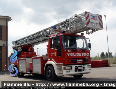 Iveco EuroFire 150E28 I serie
Vigili del Fuoco
Comando Provinciale di Rimini
VF 22538
Parole chiave: Iveco EuroFire_150E28_Iserie VF22538