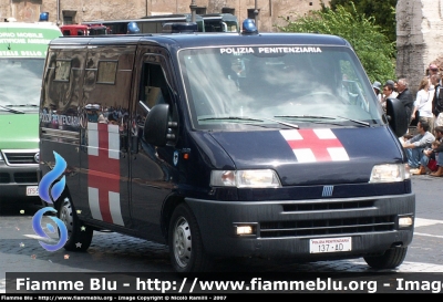 Fiat Ducato II Serie
Polizia Penitenziaria
Ambulanza Protetta (Blindata) per il Trasporto di Detenuti Infermi
POLIZIA PENITENZIARIA 137 AD
Parole chiave: Fiat_Ducato_II_Serie_Penitenziaria_ABZ
