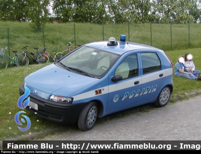 Fiat Punto II serie
Polizia di Stato
Polizia Ferroviaria
POLIZIA E6062

Parole chiave: Fiat Punto_IIserie PoliziaE6062