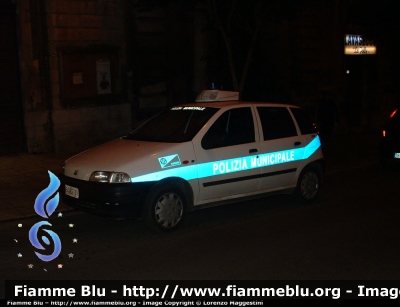 Fiat Punto I Serie
Polizia Municipale Ragusa
Parole chiave: Fiat_Punto_I_Serie_PM_Ragusa