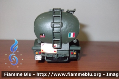 Fiat 639 CM52 4x4
Autorifornitore Carri del Btg Carabinieri Meccanizzato - Compagnia Carri - Reparti Speciali - Anni 60/70 - Scala 1/43
Parole chiave: Fiat CM52